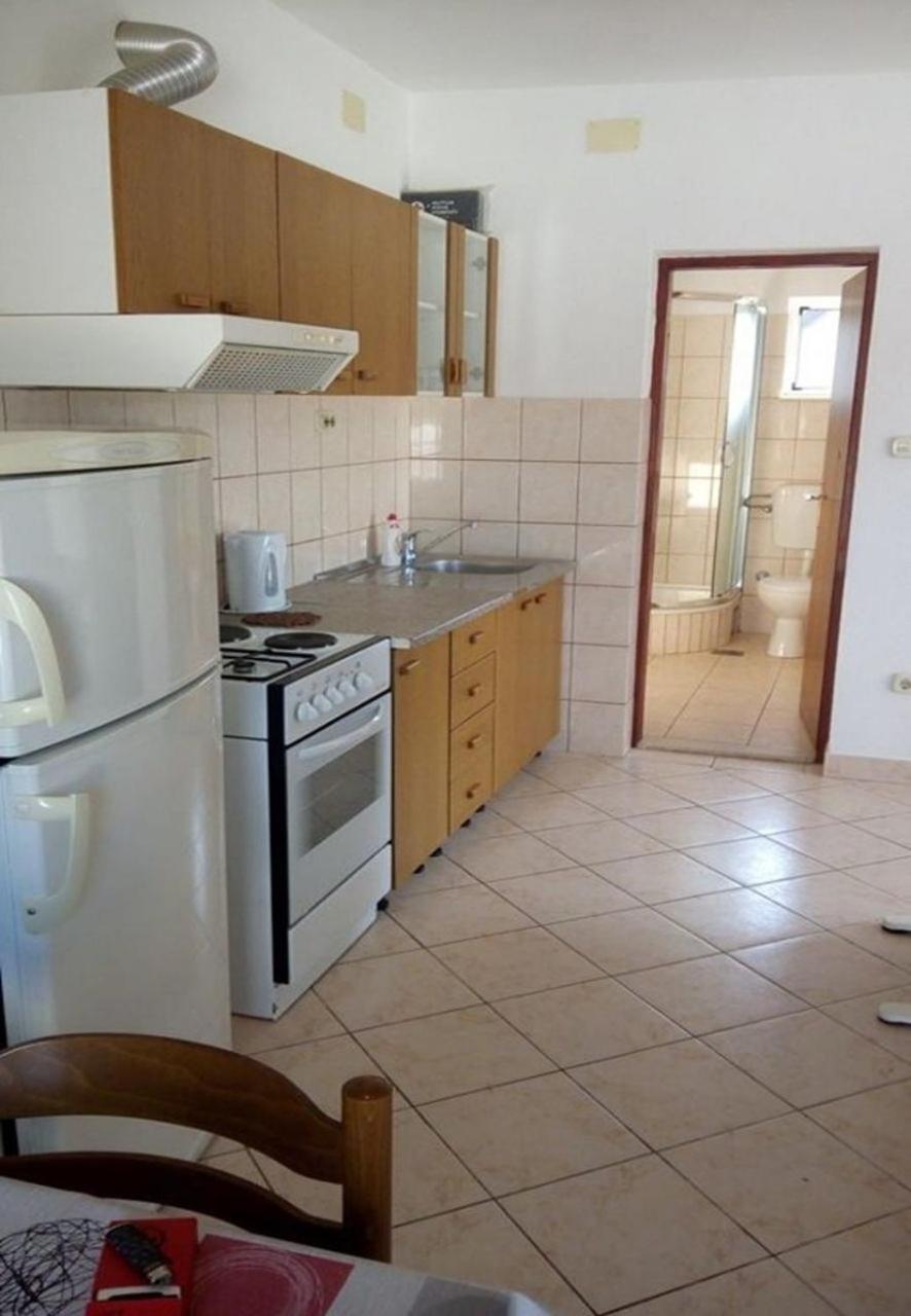 Apartment Slaven Vinišće Exterior foto