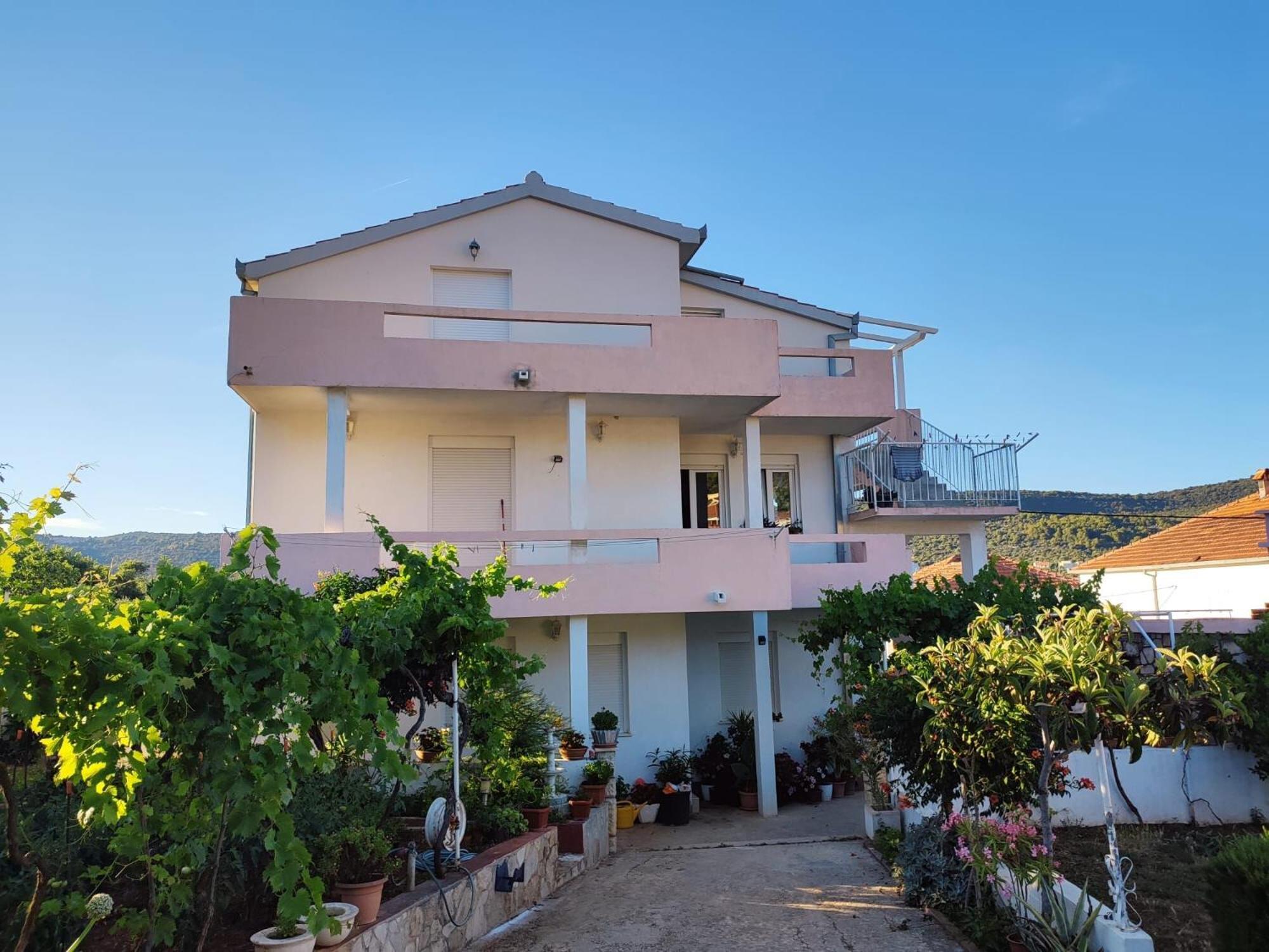 Apartment Slaven Vinišće Exterior foto