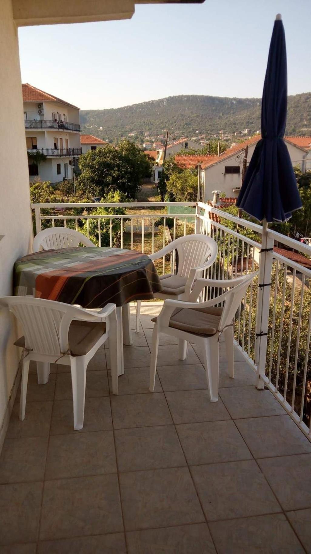 Apartment Slaven Vinišće Exterior foto